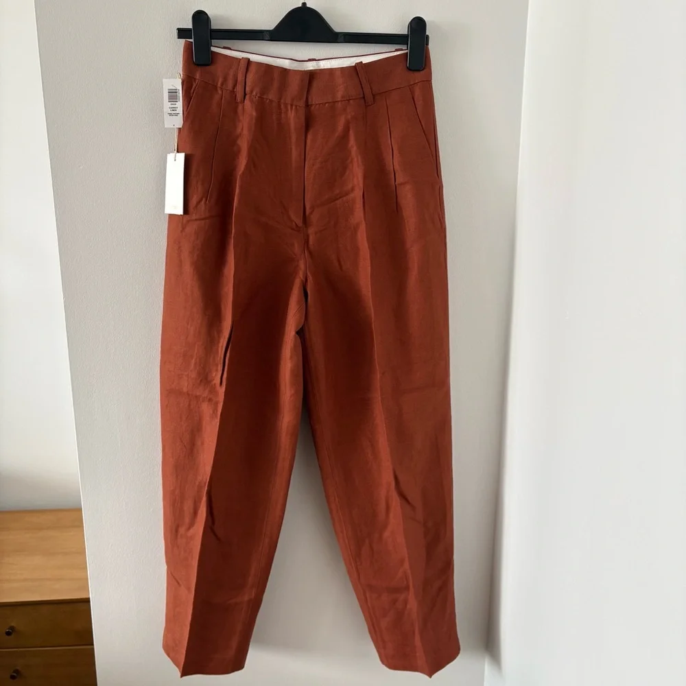 Aritzia Wilfred Carrot Linen High‎ Waisted Pants In Anise Brown Color Size 8 NWT